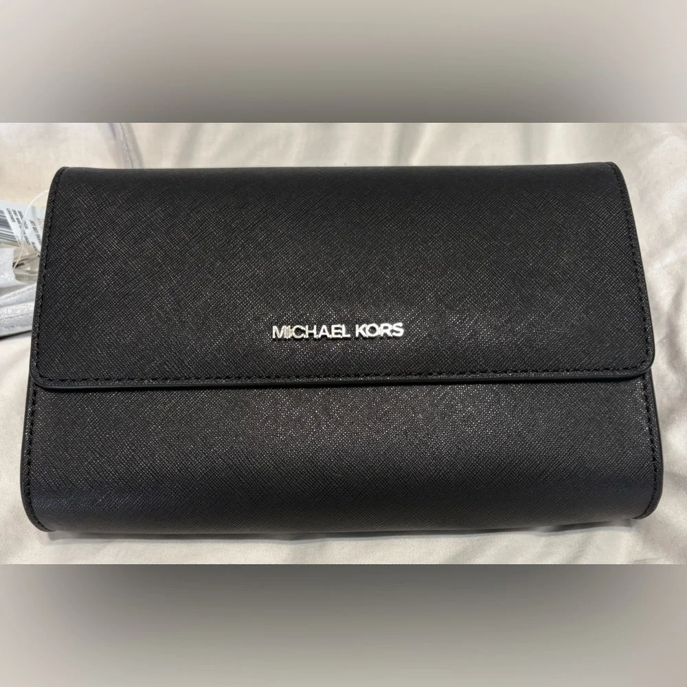 Michael Kors Jet Set Travel 3-in-1 Crossbody bag in Saffiano black leather - Picture 9 of 14